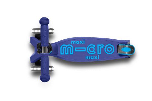 Maxi Micro Deluxe Foldable Navy LED (Sklopivi)